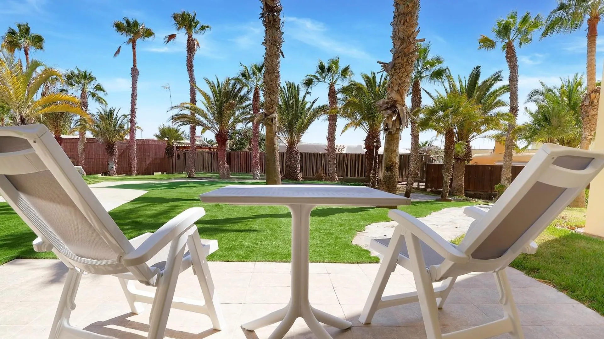 Aparthotel Servatur Monte Feliz - Powered By Playitas Playa Del Aguila
