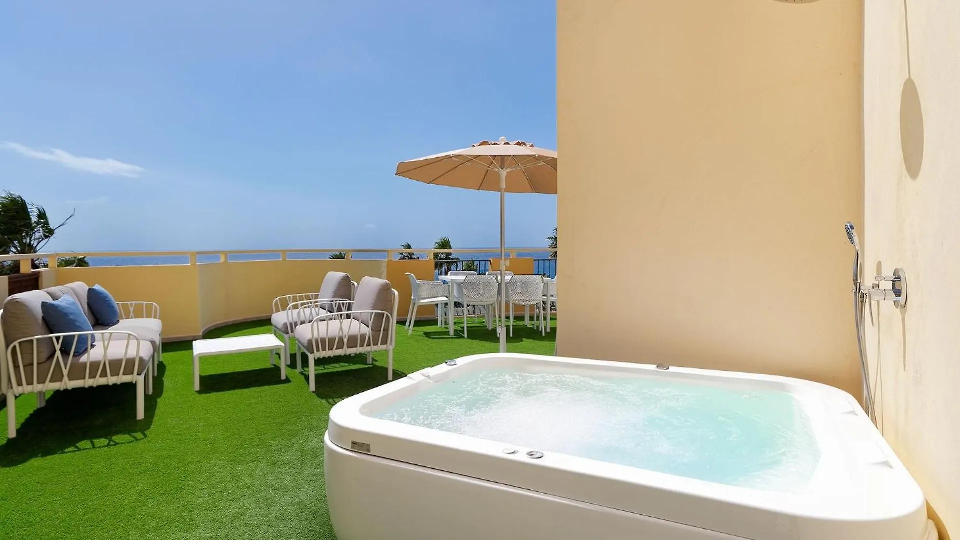 Sport Hotel Monte Feliz - Powered By Playitas Playa Del Aguila  Hotel apartamentowy